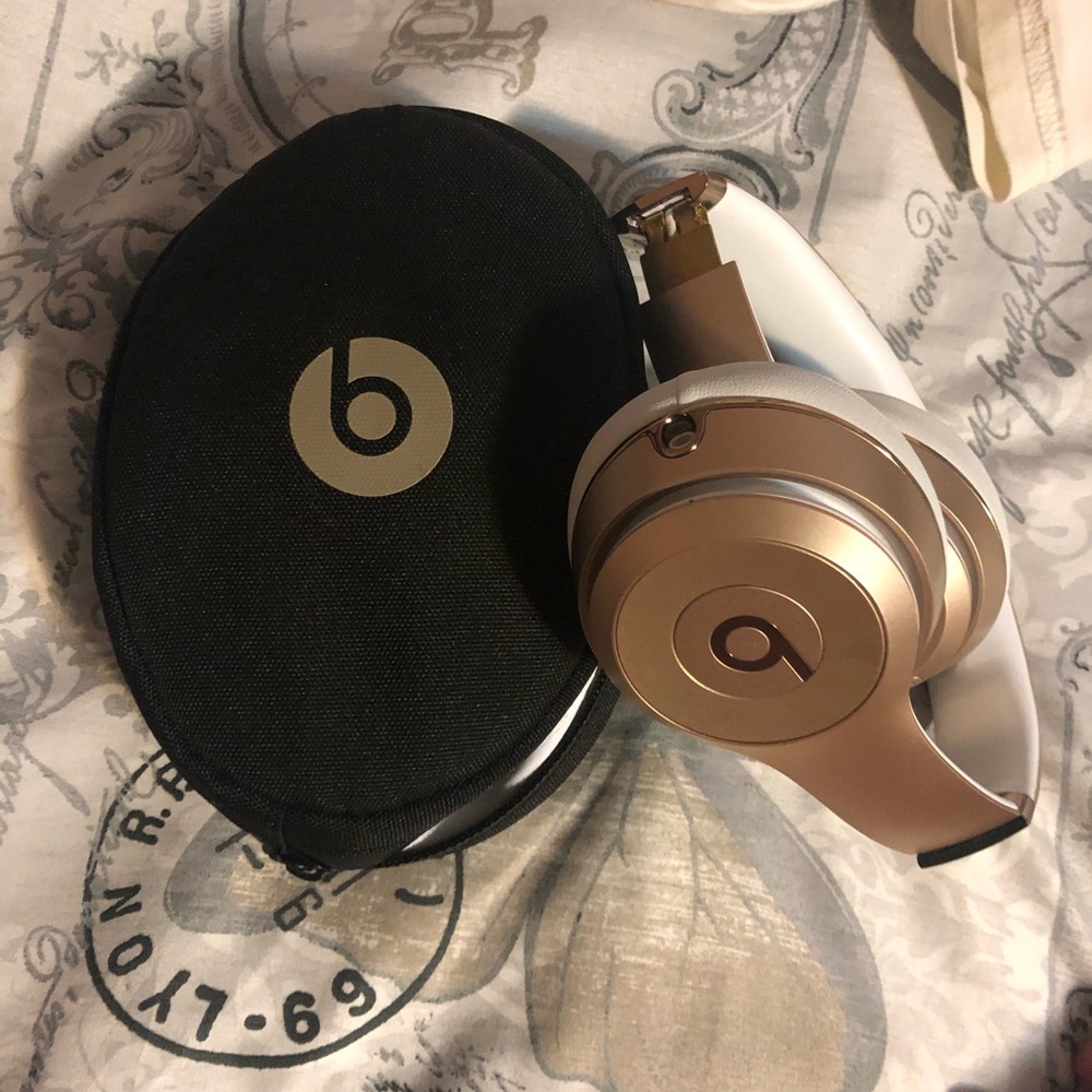 Beats solo 3 wireless - Picture 3 of 4